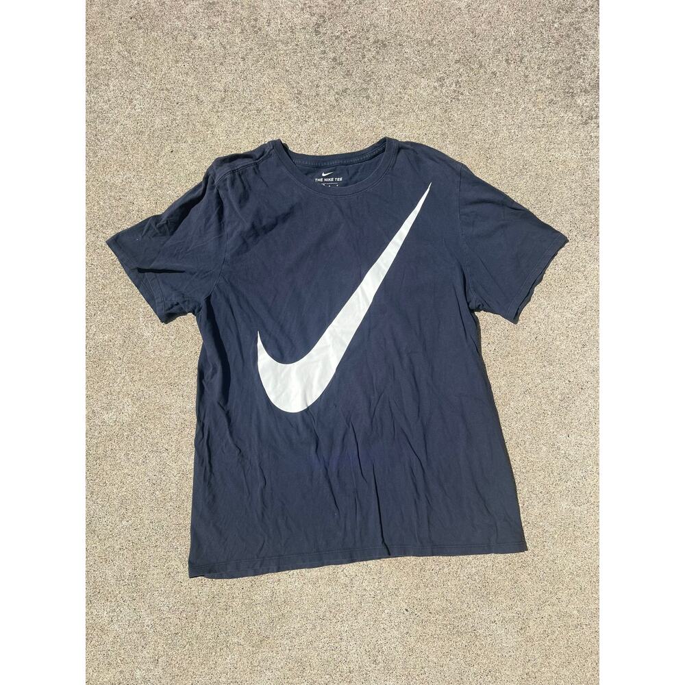 Nike Top Men Sz Large The Nike Tee Athletic‎ Cut Crewneck Short Sleeve Tee Shirt